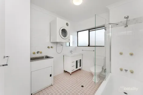 Property photo of 5/6 Nicklin Street Coorparoo QLD 4151