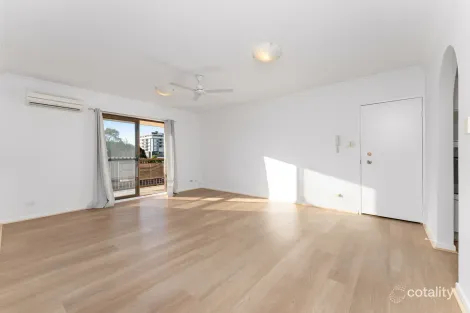 Property photo of 5/6 Nicklin Street Coorparoo QLD 4151