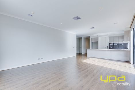 Property photo of 67 Lansdowne Parade Tarneit VIC 3029
