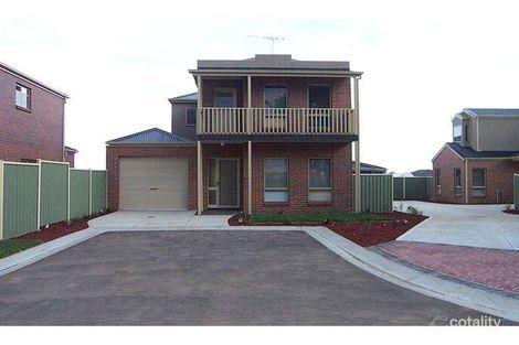 15 Friar Park Pl, Point Cook, VIC 3030