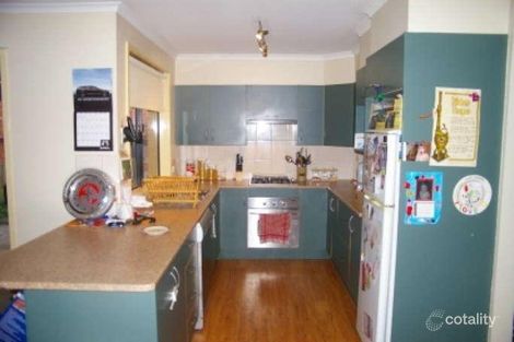 Property photo of 34 James Wyman Place Hampton Park VIC 3976