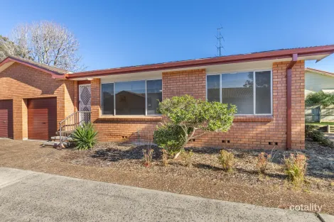 Property photo of 4/48-50 Ocean View Road Gorokan NSW 2263