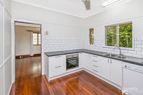 Property photo of 32 Chiswick Road Bardon QLD 4065