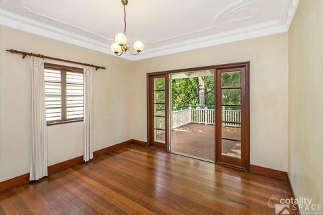Property photo of 32 Chiswick Road Bardon QLD 4065