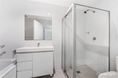Property photo of 1/3-5 Browne Parade Warwick Farm NSW 2170
