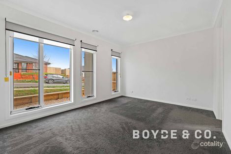 Property photo of 25 Cinnamon Street Drouin VIC 3818