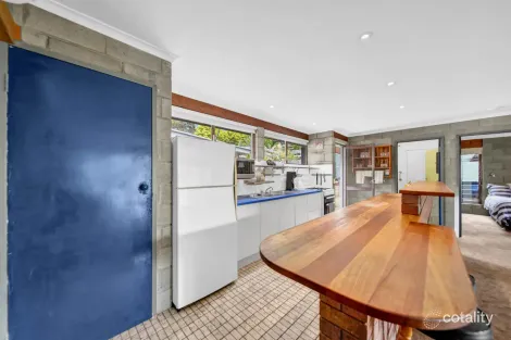 Property photo of 4-6 Orange Grove Street Coochiemudlo Island QLD 4184
