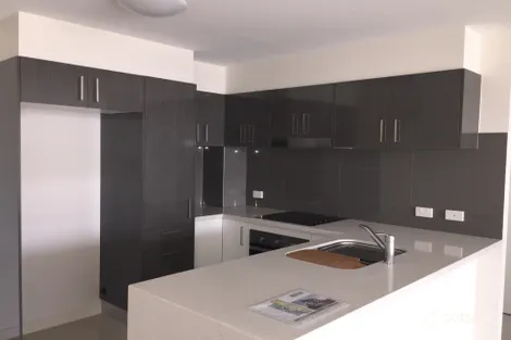 302/564 Sherwood Rd, Sherwood, QLD 4075