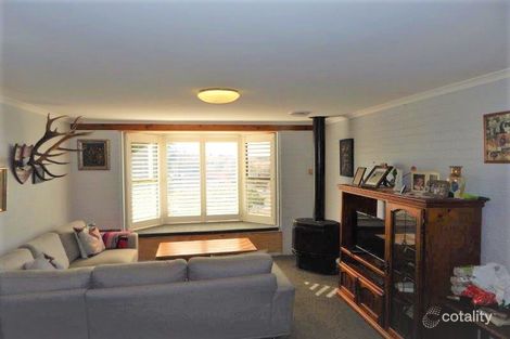 Property photo of 42 Woolalla Street Cooma NSW 2630