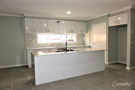 Property photo of 28 Stettler Boulevard Mickleham VIC 3064