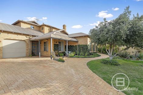 Property photo of 17 Bascombe Rise Hillarys WA 6025
