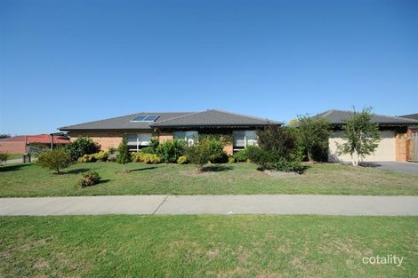 2 Barton Pl, Eastwood, VIC 3875