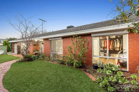 2 Lynnwood Pde, Templestowe Lower, VIC 3107