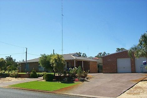 Property photo of 93 Travers Drive Australind WA 6233
