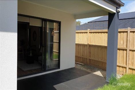 Property photo of 2 Copper Beech Road Beaconsfield VIC 3807