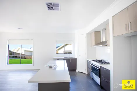 Property photo of 11 Aviemore Street Beveridge VIC 3753