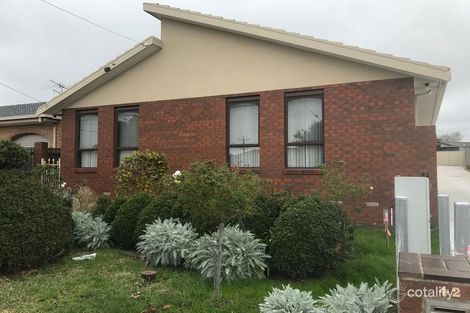Property photo of 1/42 Glenfine Avenue Hamlyn Heights VIC 3215