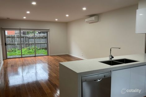 Property photo of 2/28 Curie Avenue Oak Park VIC 3046