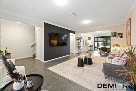 Property photo of 5 Kermond Walk Moorebank NSW 2170