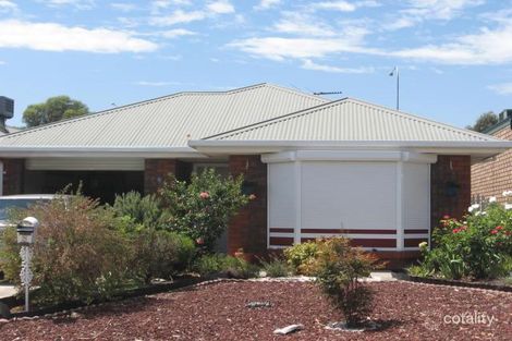 5 Leo Cres, Modbury Heights, SA 5092