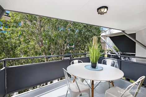 Property photo of 12/4 Cowlishaw Street Bowen Hills QLD 4006