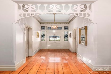 Property photo of 43 Uvadale Grove Kew VIC 3101