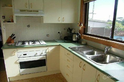 Property photo of 31 Omaroo Avenue Doonside NSW 2767