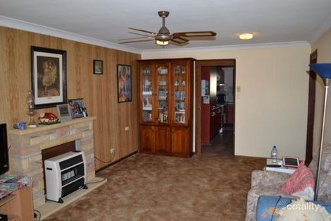 Property photo of 34 Alan Avenue Charmhaven NSW 2263