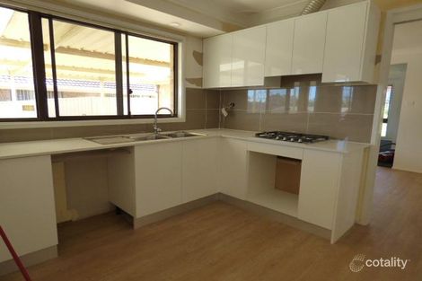 Property photo of 44 Lagonda Drive Ingleburn NSW 2565