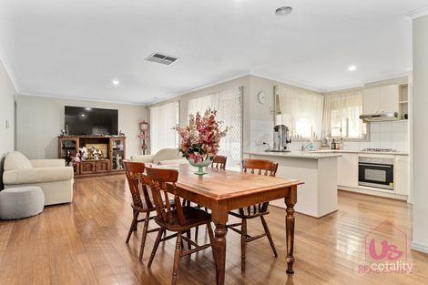 Property photo of 32 Raisell Road Cranbourne West VIC 3977