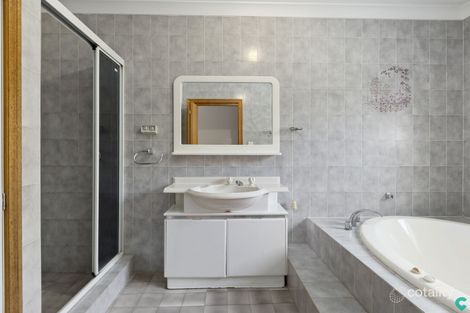 Property photo of 3 Harpo Place McDowall QLD 4053