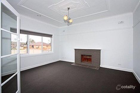 Property photo of 18 Howey Street Gisborne VIC 3437