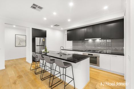 Property photo of 17 Capra Drive Mooroolbark VIC 3138