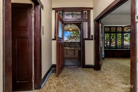 Property photo of 22 Roxburgh Street Ascot Vale VIC 3032