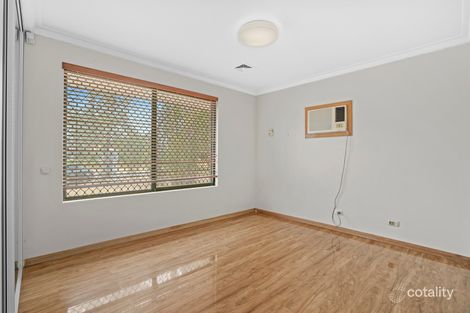 Property photo of 8 Camelot Place Camillo WA 6111
