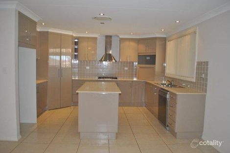 Property photo of 8 Kalinda Place Hillvue NSW 2340