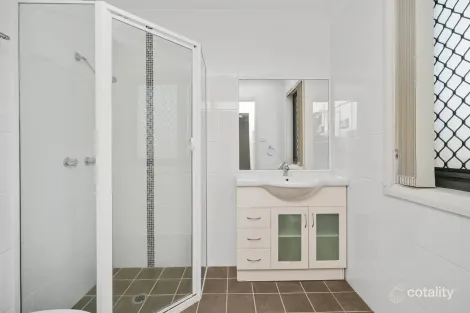 Property photo of 27 Murphy Circuit Ashtonfield NSW 2323