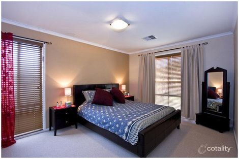 Property photo of 19 Dorrington Crescent Bligh Park NSW 2756