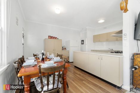 Property photo of 28 West Crescent Lakes Entrance VIC 3909