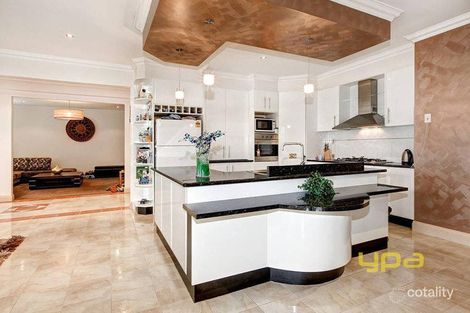 Property photo of 14 Coronet Avenue Roxburgh Park VIC 3064