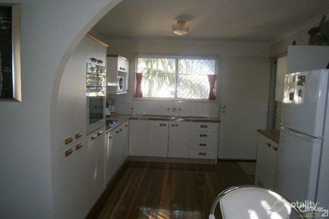 Property photo of 25 Longland Street Redcliffe QLD 4020