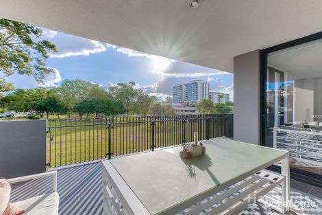 Property photo of 2/37 Norman Drive Chermside QLD 4032