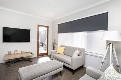 Property photo of 40 Frontier Avenue Greenvale VIC 3059