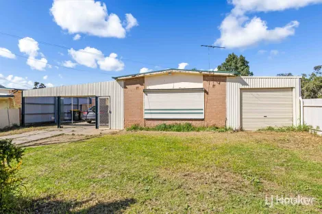 Property photo of 4 Rosewarne Crescent Davoren Park SA 5113