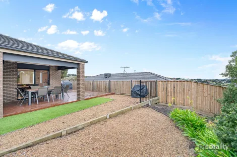 Property photo of 31 Barwick Road Sunbury VIC 3429