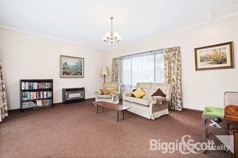 Property photo of 27 James Avenue Aspendale VIC 3195