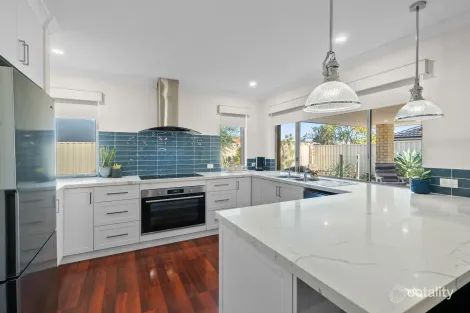 Property photo of 3 Anglesea Way Madora Bay WA 6210