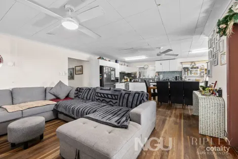 Property photo of 9 Kiah Street Eastern Heights QLD 4305