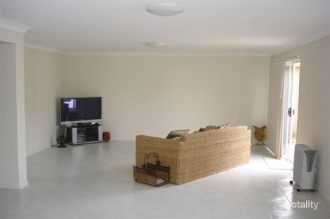 Property photo of 10 Eungella Terrace Forest Lake QLD 4078