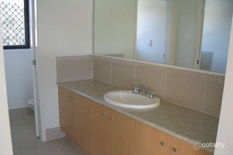 Property photo of 9 Araluen Place Carindale QLD 4152